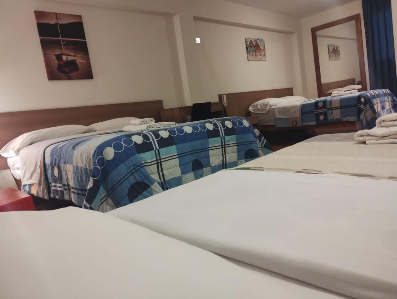 Hotel Paris 2*